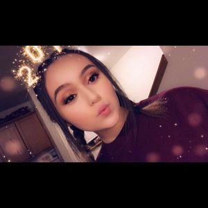 Meet your Posher, Georgia